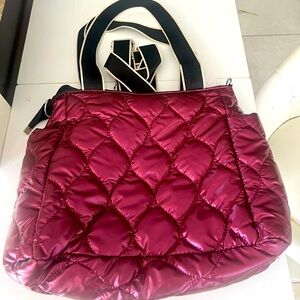 🍇  new Lovely weather friendly shoulder bag🍇